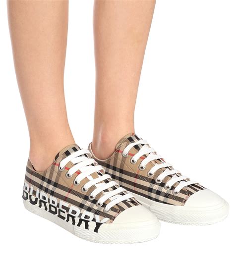 buy burberry shoes online